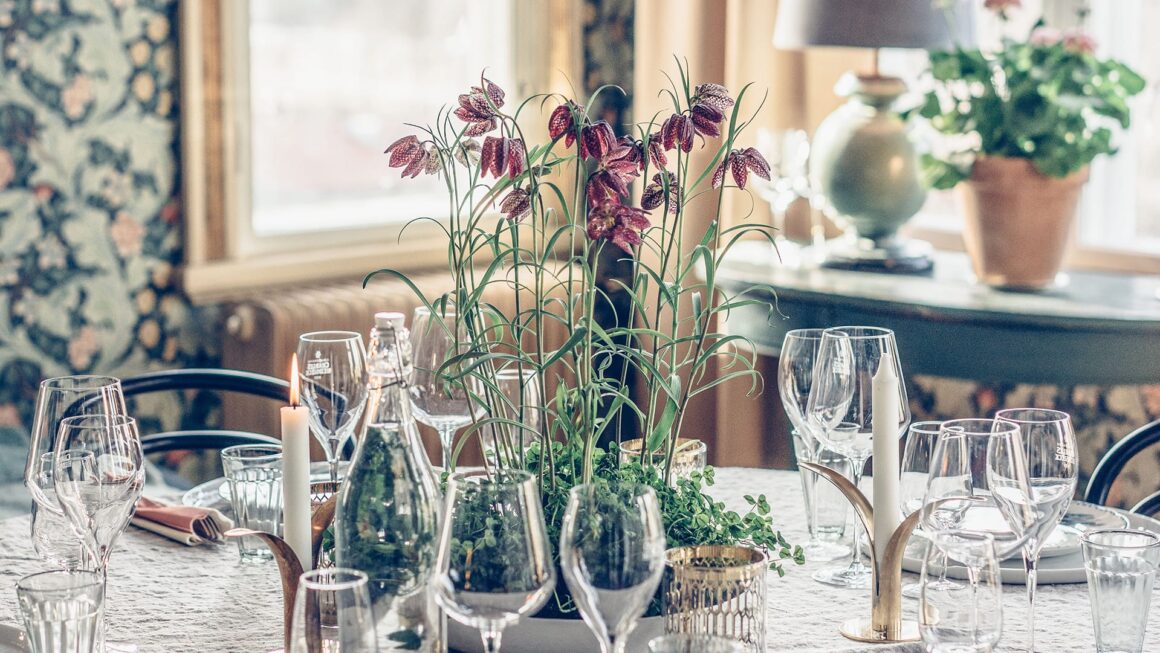 Dukat bord Villa Strömsfors